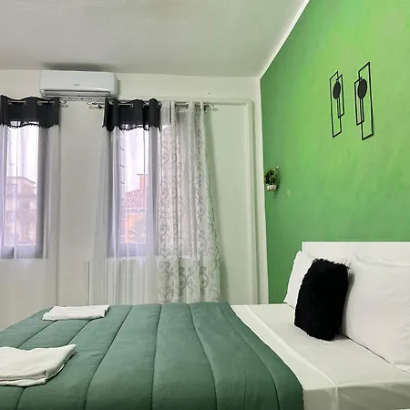 Venetian Nexus Bed & Breakfast *